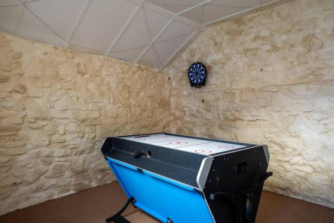 Cosy Welsh Cottage In St Davids Centre With Garden Exterior foto